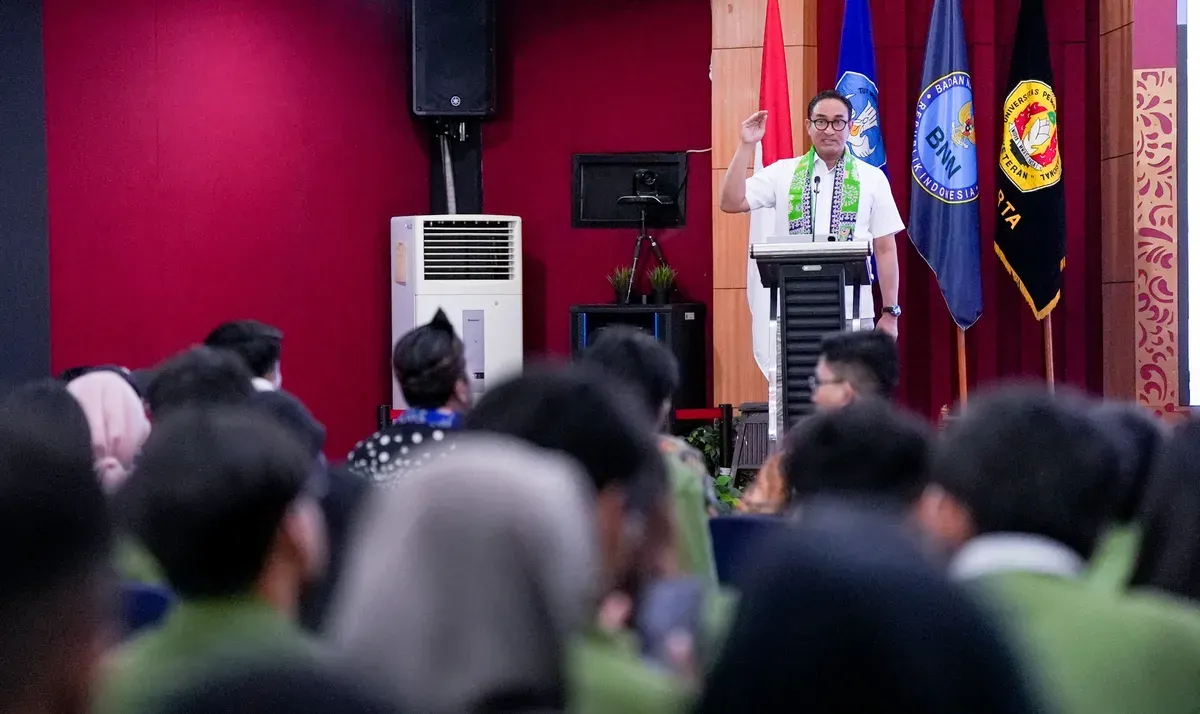 Kepala BNN RI Suyudi Ario Seto memberikan kuliah umum kepada sivitas Universitas Pembangunan Nasional (UPN) Veteran Jakarta, dalam kegiatan BNN Goes to Campus, Rabu, 19 November 2025. (Sumber: Biro Humas dan Protokol BNN)