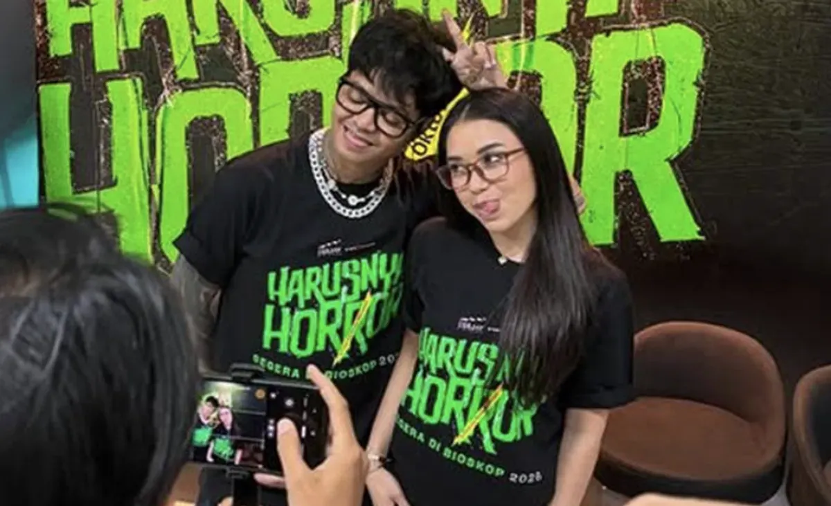 Lula Lahfah bersama Reza Arap dalam salah satu kesempatan publik (Sumber: Instagram/@weareaaaclan)