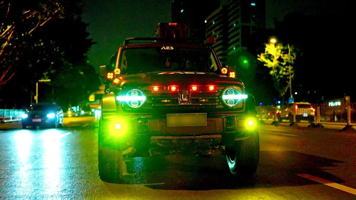 AES asal Guangzhou, Tiongkok, memperkuat pasar Indonesia lewat BullAES menghadirkan teknologi pencahayaan kendaraan yang diuji langsung. (Sumber: Dok. AES)