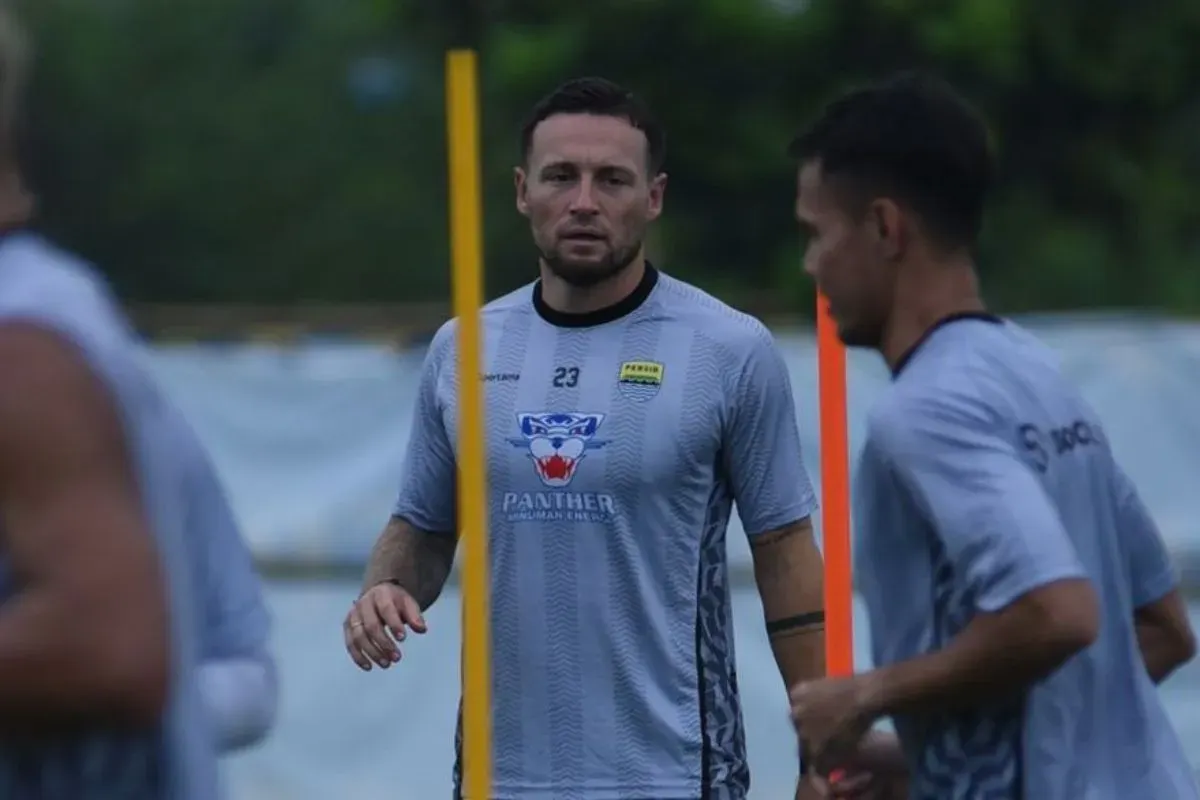 Kapten tim Persib Bandung, Marc Klok. (Sumber: persib.co.id)