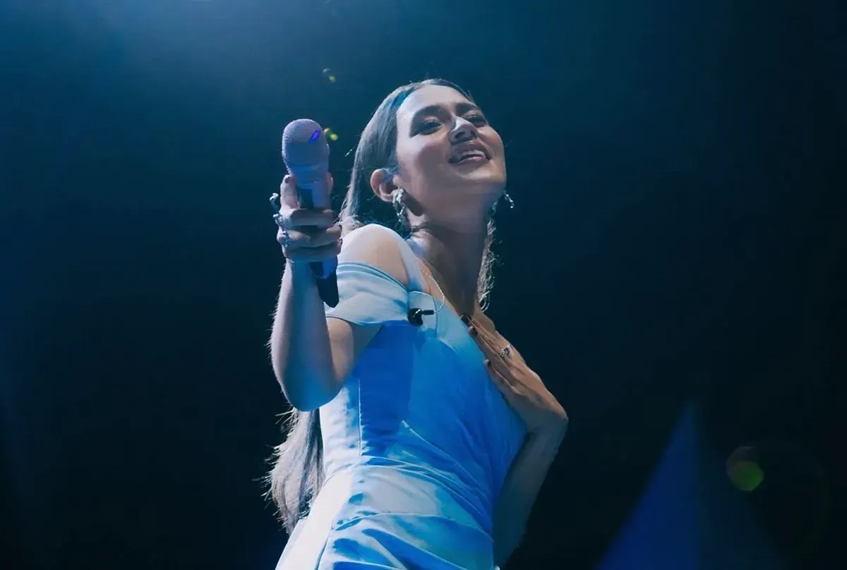 Raisa Andriana berhasil bawa Piala AMI Awards 2025 yang dia persembahkan untuk para pejuang kanker (Sumber: Instagram @raisa6690)