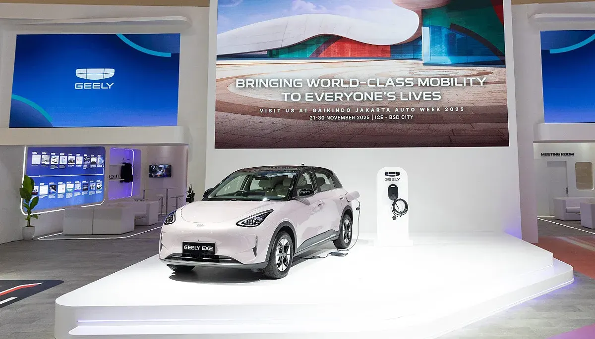 Geely EX2 resmi dibuka pre-book di GJAW 2025 dengan harga mulai Rp233 juta setelah insentif. (Sumber: Dok Geely)