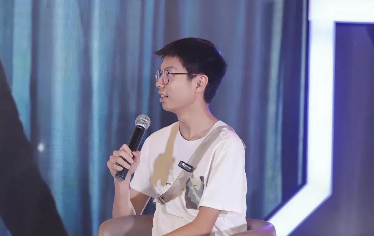 Sulianto Indria Putra, remaja 19 tahun asal Semarang yang disebut memiliki aset hingga miliaran rupiah. (Sumber: Instagram/@suliantoindriaputra)