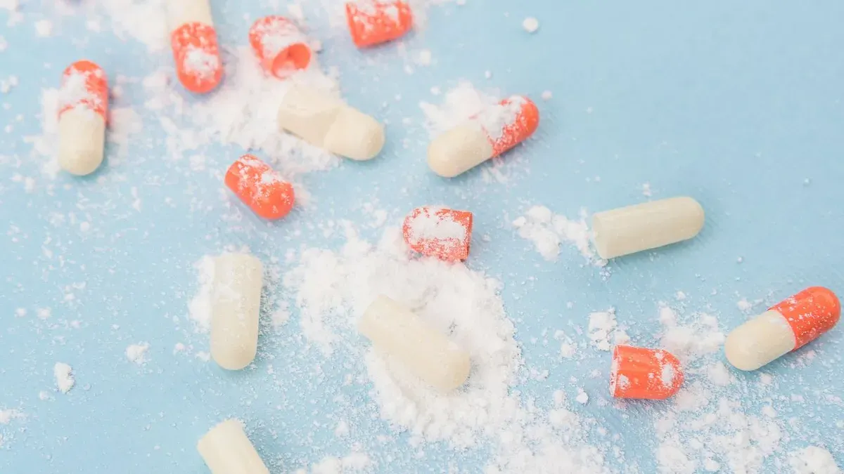 Ilustrasi narkoba jenis sabu. (Sumber: Freepik/@drobotdean)