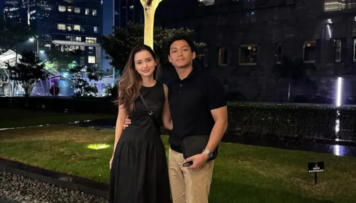 Bocoran terbaru pernikahan Azriel Hermansyah dan Sarah Menzel. Kris Dayanti ungkap konsep 3 budaya, target 2026. (Sumber: Instagram/@azriel_hermansyah, @ssarah_menzel)