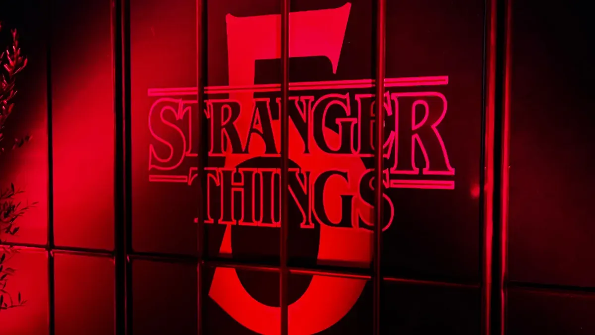 Ilustrasi jadwal tayang film Stranger Things Season 5. (Sumber: X/@UpsideDownScoop)
