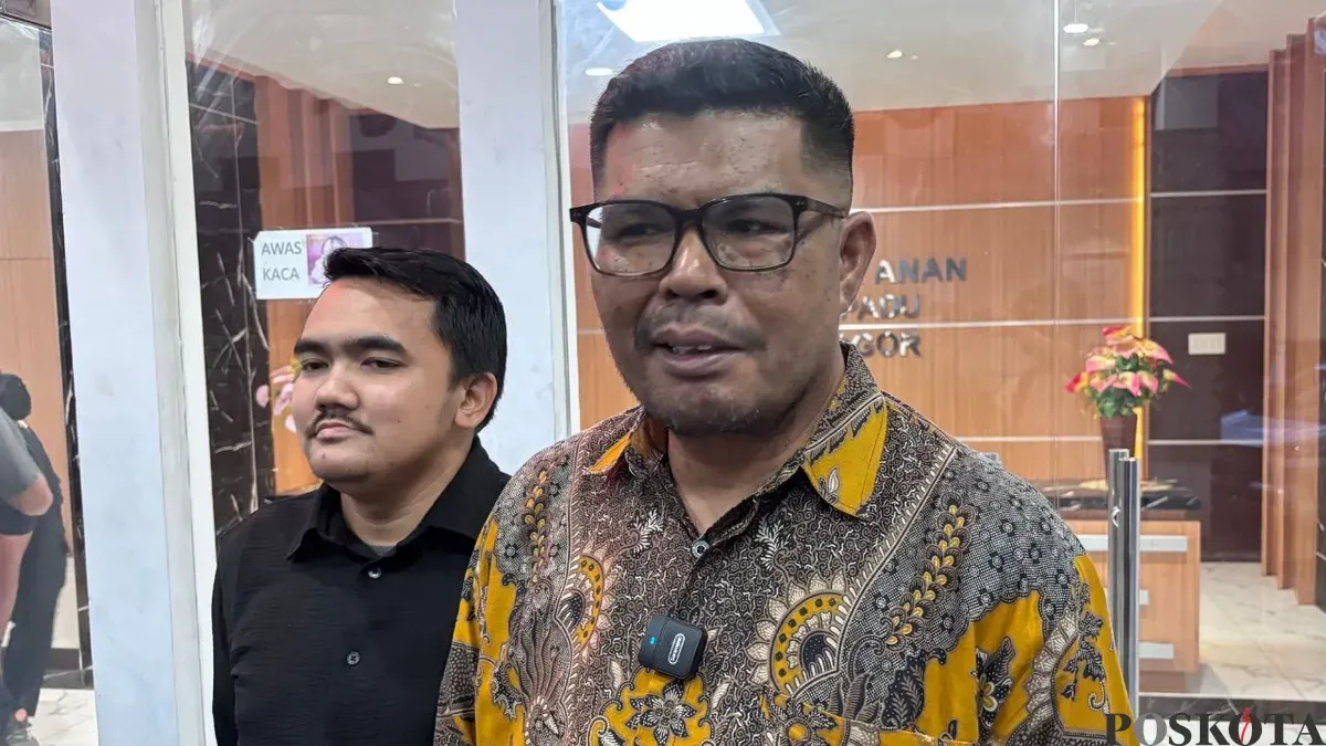 Ketua Umum Komnas PA, Agustinus Sirait menduga dua anak di Cibinong, Kabupaten Bogor, kabur seusai  mendapatkan tindak asusila dari ayah tiri. (Sumber: Poskota/Giffar Rivana)