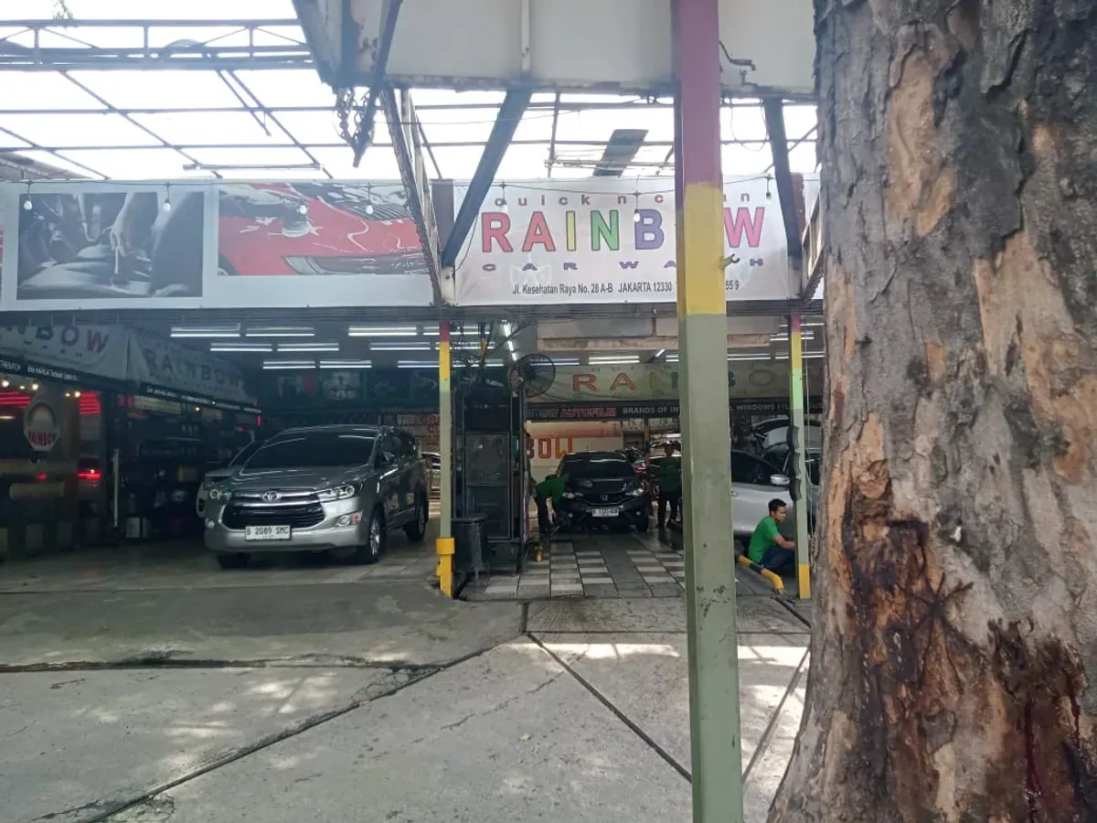 Lokasi kecelakaan artis Gary Iskak didi kawasan Bintaro, Pesanggrahan, Jakarta Selatan, pada Sabtu, 29 November 2025 dini hari. (Sumber: Istimewa)