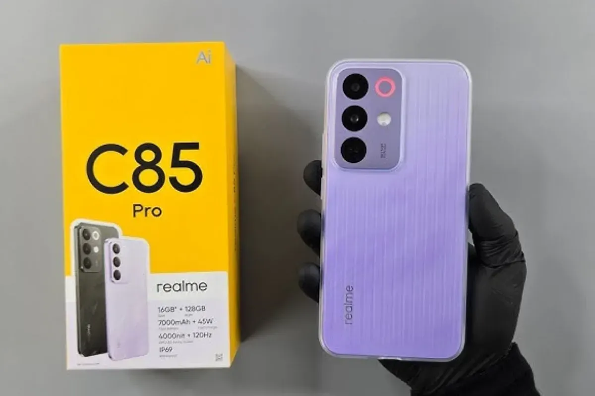 HP Realme C85 Pro. (Sumber: YouTube/JeiBiz)