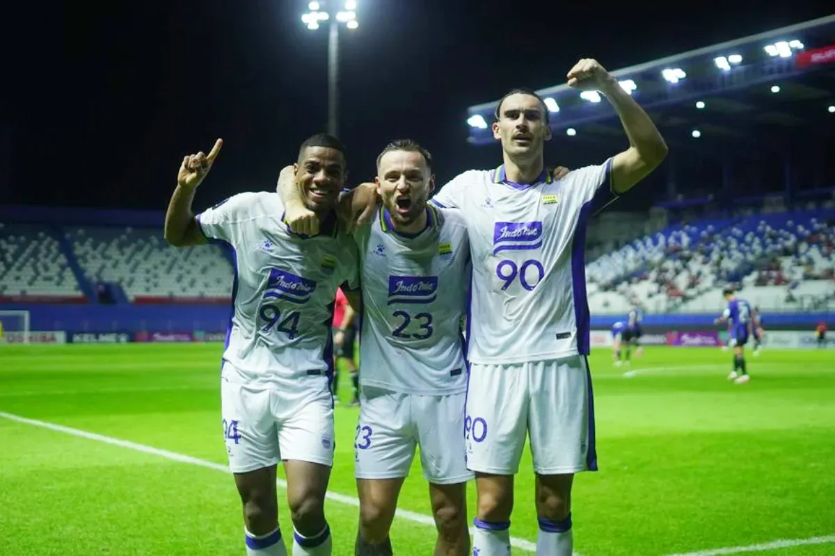 Potret pemain Persib Bandung saat melakukan selebrasi gol ke gawang Bangkok United. (Sumber: Persib)