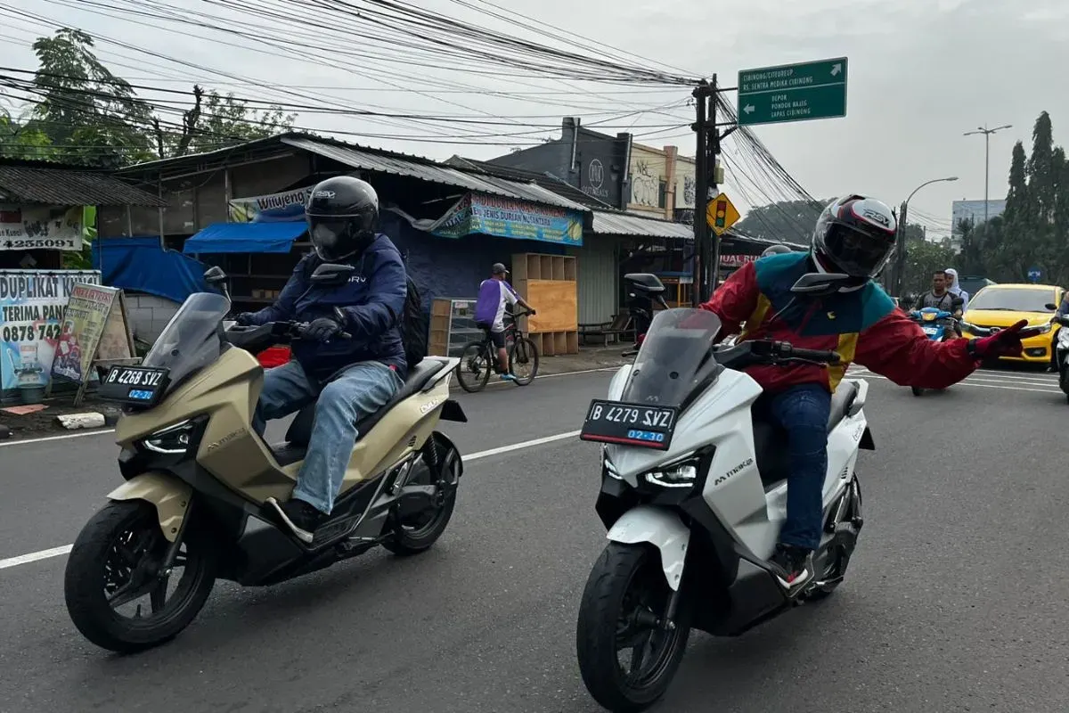 Motor listrik lokal Maka Cavalry memiliki rem cakram, suspensi nyaman, dan baterai tahan air. (Sumber: Dok. Maka)