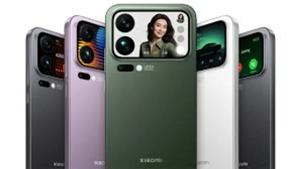 Xiaomi 17 Pro menampilkan layar utama dan layar sekunder di bodi belakang inovasi visual & fungsional dalam genggaman. (Sumber: Dok/Xiaomi)