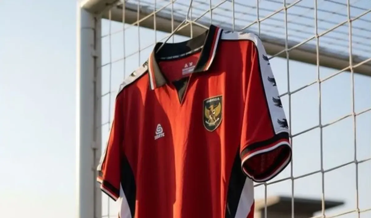 5 Ide Prompt Gemini AI untuk Edit Foto dengan Jersei Timnas Indonesia, Hasilnya Seperti Pemotretan Profesional! (Sumber: Pinterest)