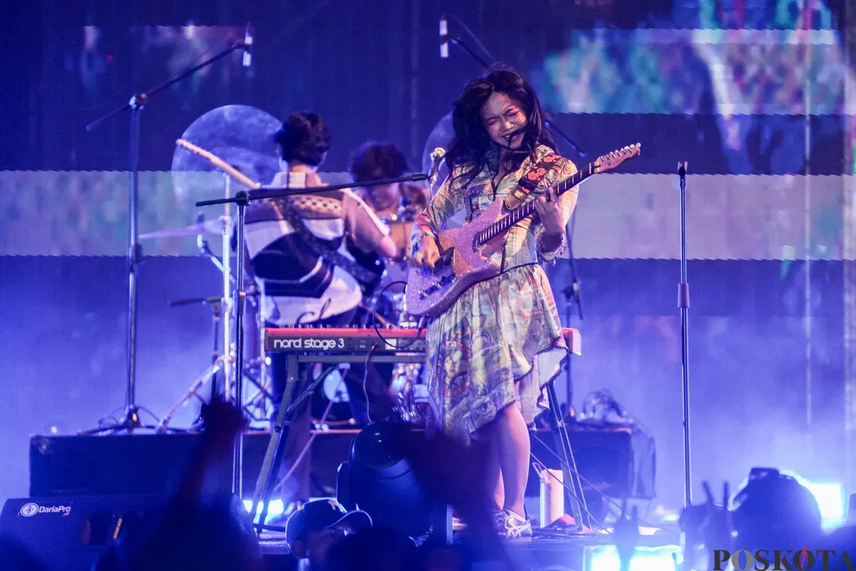 Grup musik Reality Culb meramaikan Synchronize Fest 2025 di Gambir Expo Kemayoran, Jakarta, Minggu, 5 Oktober 2025. (Sumber: Poskota/Bilal Nugraha Ginanjar)