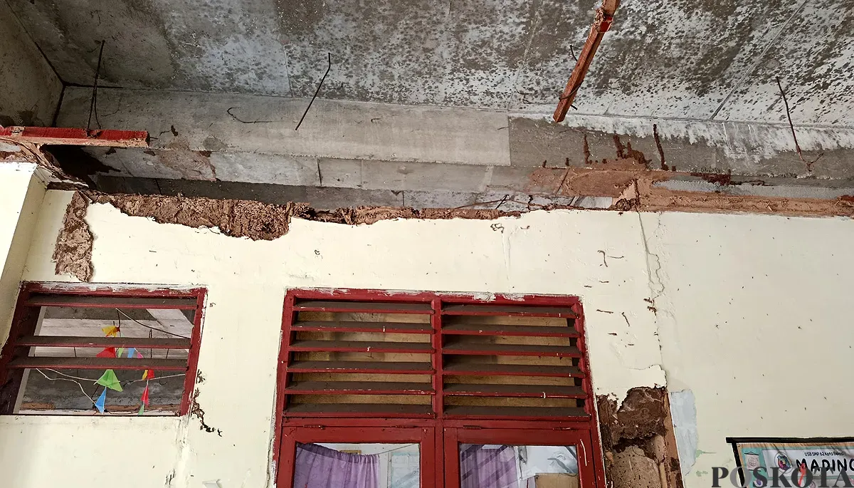 Kondisi bangunan USB SMP 62 Kota Bekasi yang rusak dan tidak memadai. (Sumber: POSKOTA | Foto: Nurpini Aulia Rapika)