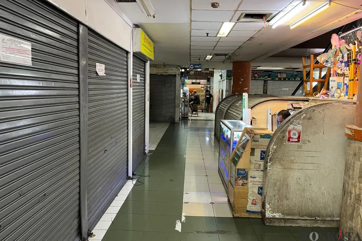 Situasi pusat elektronik di Pasar Glodok, Tamansari, Jakarta Barat, Rabu, 8 Oktober 2025. (Sumber: Poskota/Pandi Ramedhan)