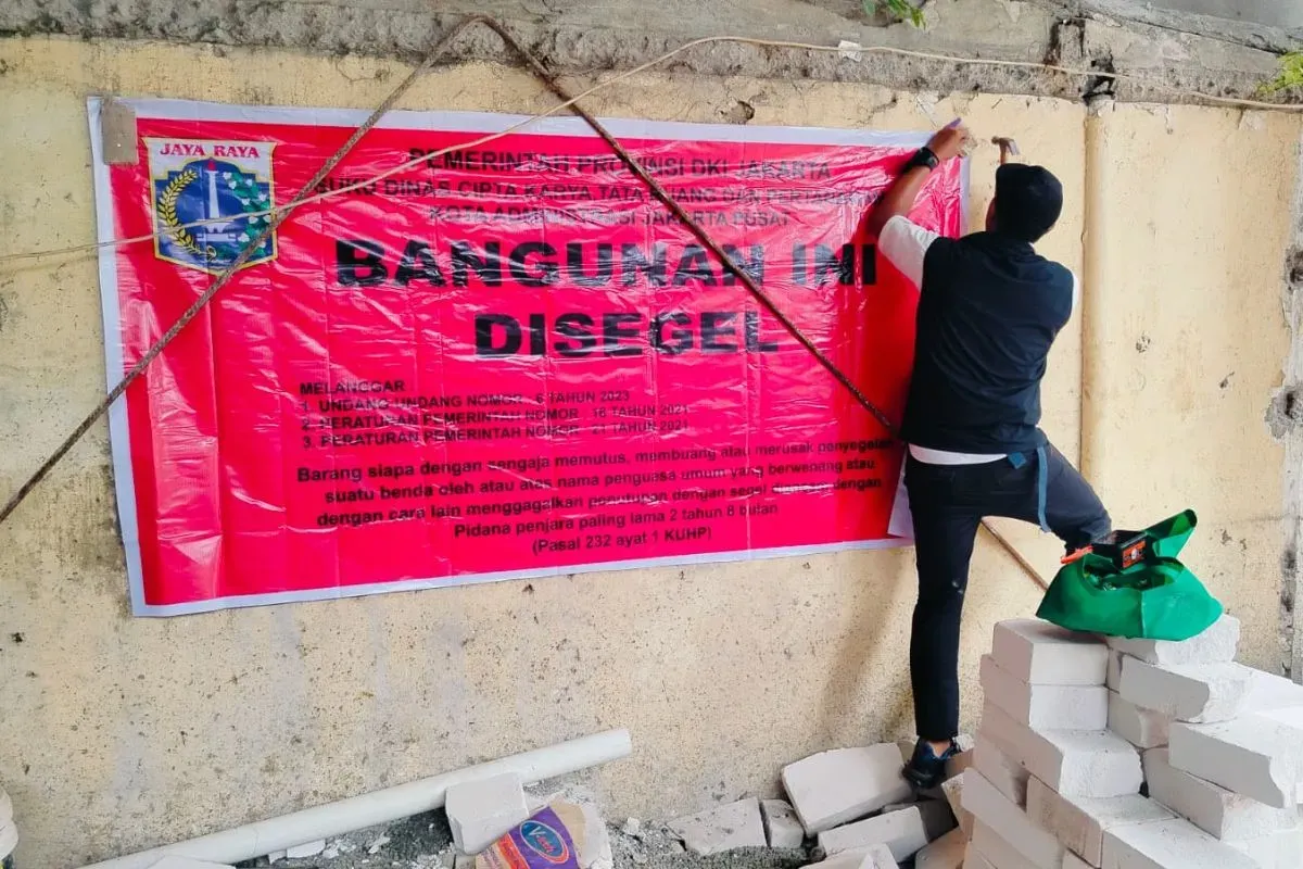 Penghentian dua proyek bangunan bermasalah di wilayah Menteng dan Gambir, Jakarta Pusat. (Sumber: Dok. Istimewa)
