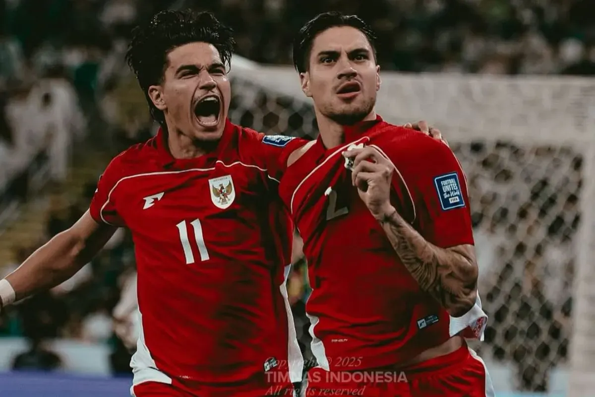 Kevin Diks melakukan selebrasi usai mencetak gol ke gawang Arab Saudi. (Sumber: Instagram/@timnasindonesia)