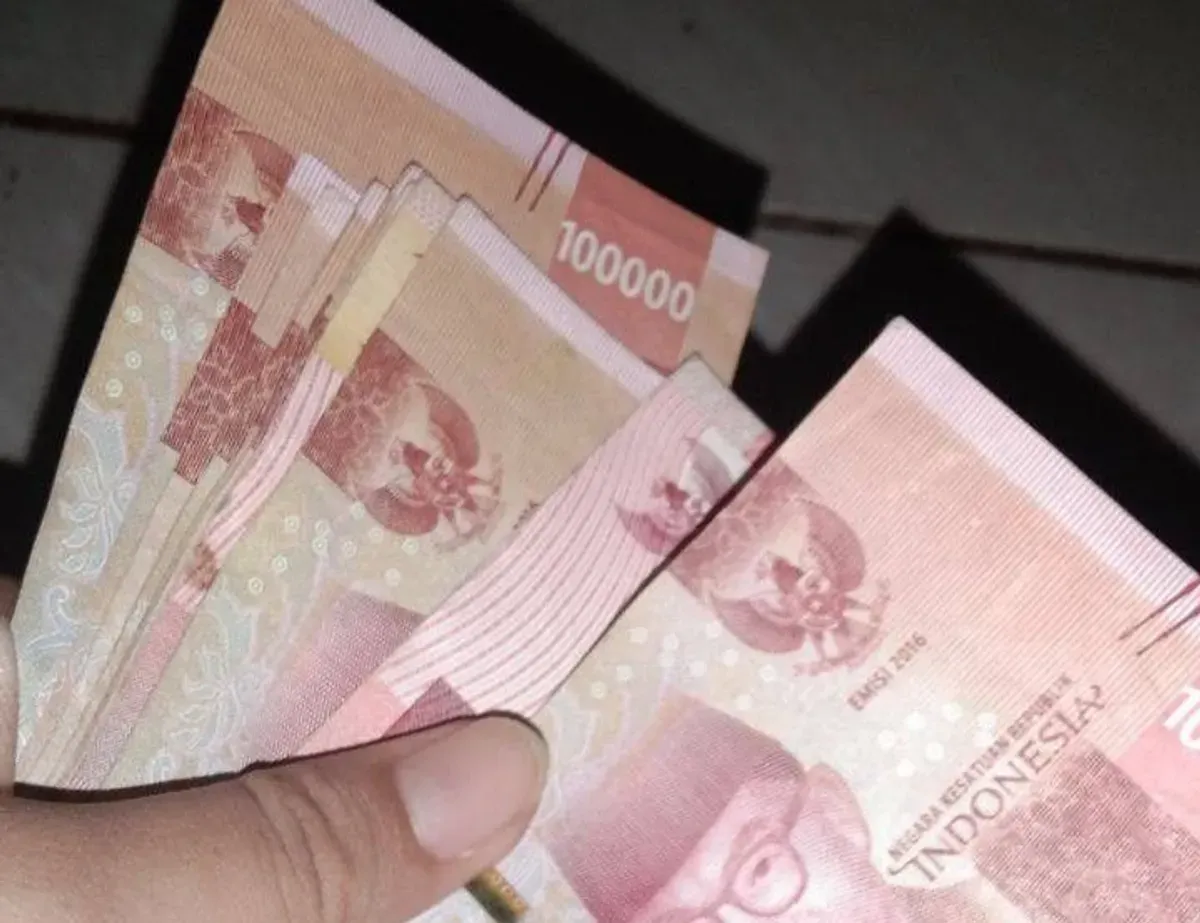 Jangan Lewatkan! DANA Gratiskan Saldo hingga Ratusan Ribu Rupiah untuk Nomor HP Terpilih (Sumber: Pinterest)