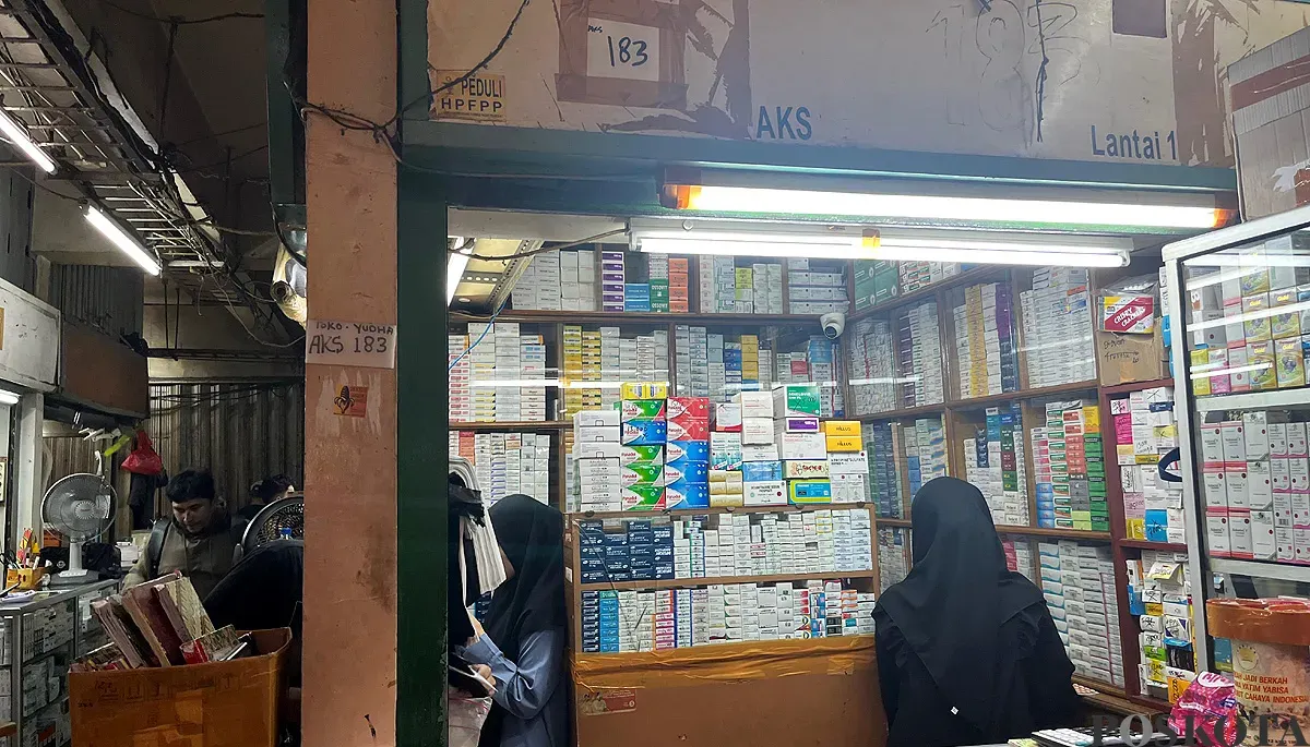 Aktivitas di Pasar Pramuka, Matraman, Jakarta Timur, Sabtu, 11 Oktober 2025. (Sumber: POSKOTA | Foto: M Tegar Jihad)