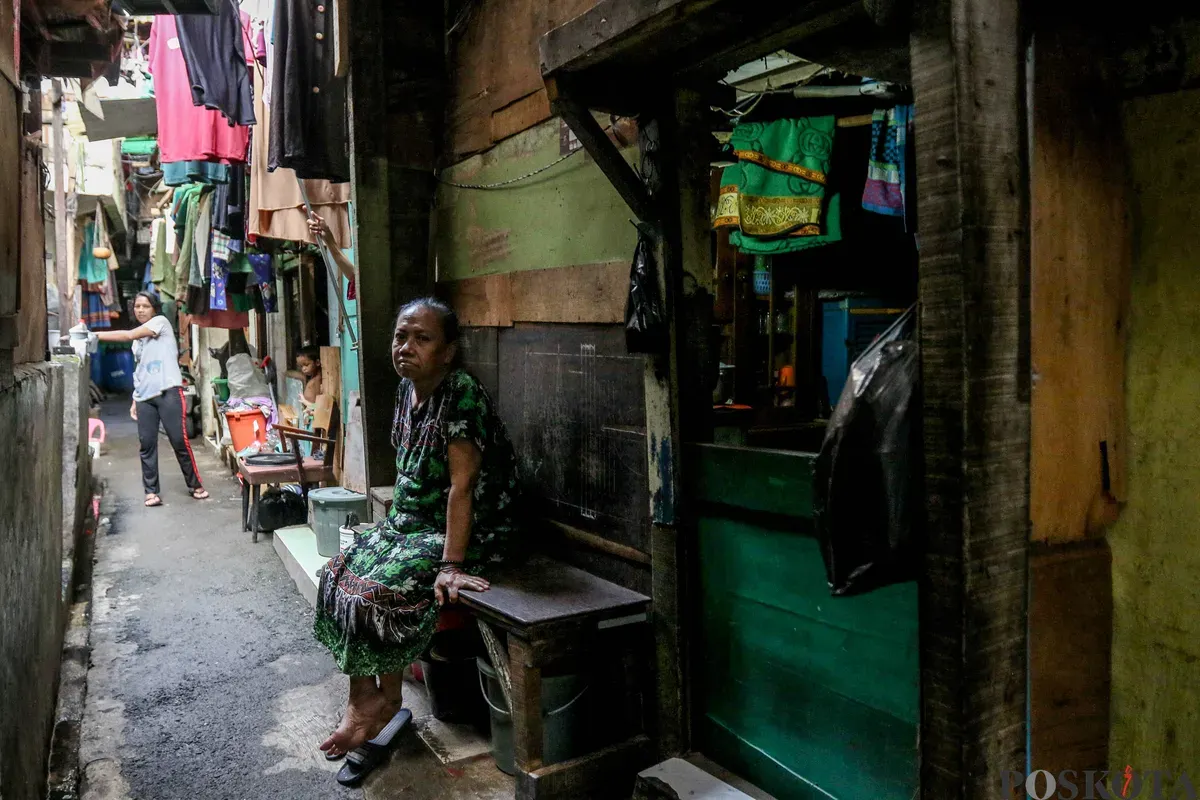 Potret permukiman padat penduduk di Tanah Tinggi, Jakarta Pusat, Minggu, 12 Oktober 2025. (Sumber: POSKOTA | Foto: Bilal Nugraha Ginanjar)
