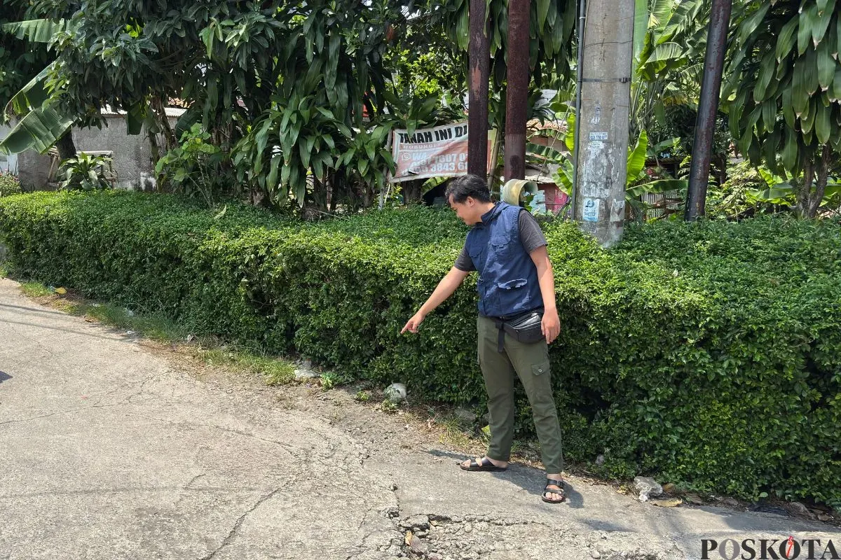 Tempat penemuan mayat remaja di Kampung Babakan Tarikolot, Kelurahan Nanggewer, Kecamatan Cibinong, Kabupaten Bogor, Rabu, 15 Oktober 2025. (Sumber: Poskota/Giffar Rivana)