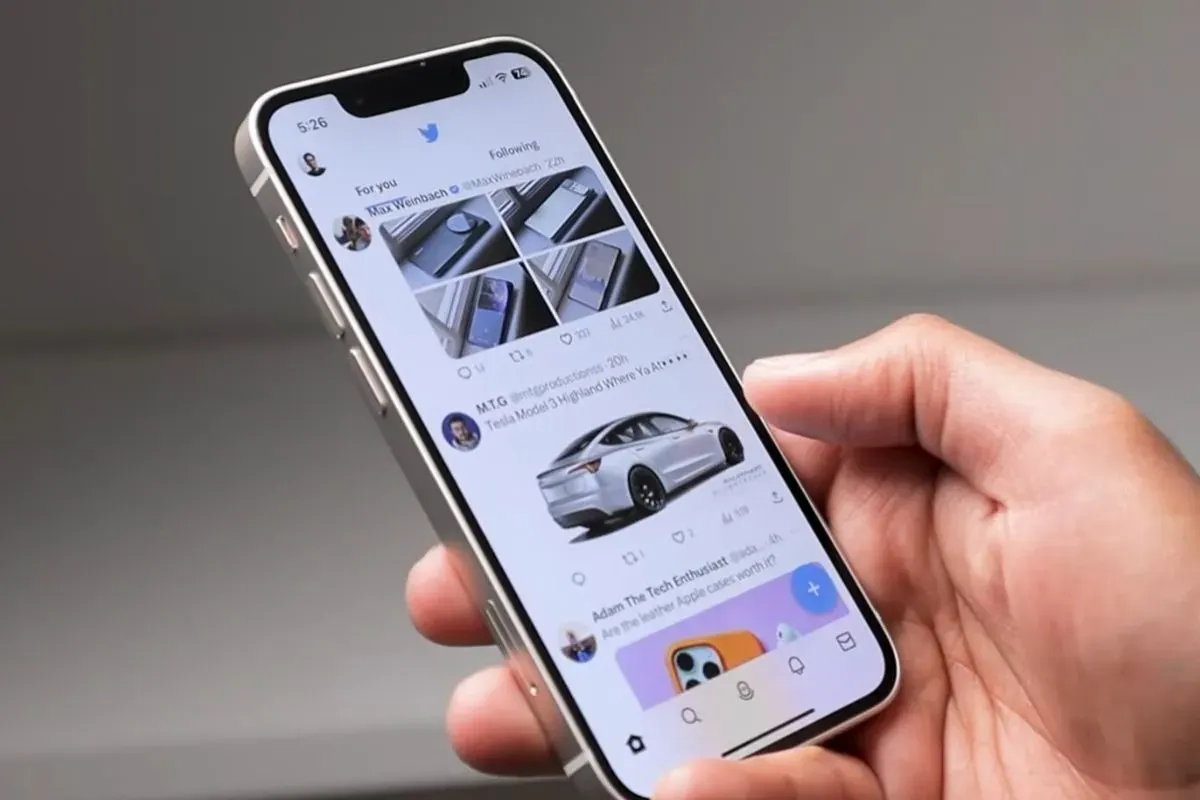 iPhone 13 Mini apakah masih layak di tahun 2025? (Sumber: YouTube/Spixel)