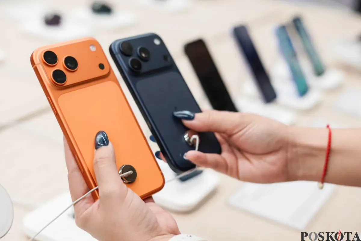 Potret iPhone 17 Series yang baru rilis pada Jumat, 17 Oktober 2025 di Indonesia. (Sumber: Poskota/Bilal Nugraha Ginanjar)