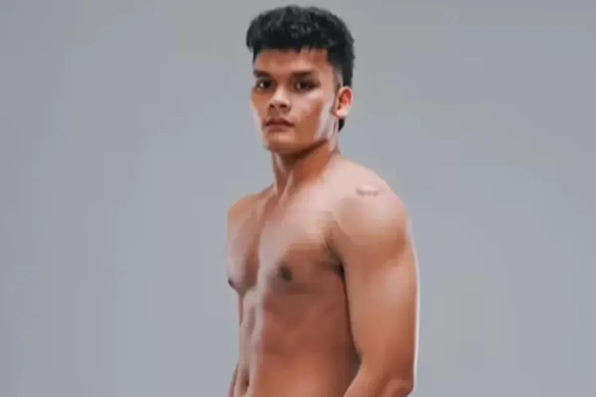 Safrie Ramadan mendadak menjadi sorotan setelah beredar video dan foto yang diduga melibatkan dirinya dengan Jule alias Julia Prastini. (Sumber: TikTok/ Artcipe)