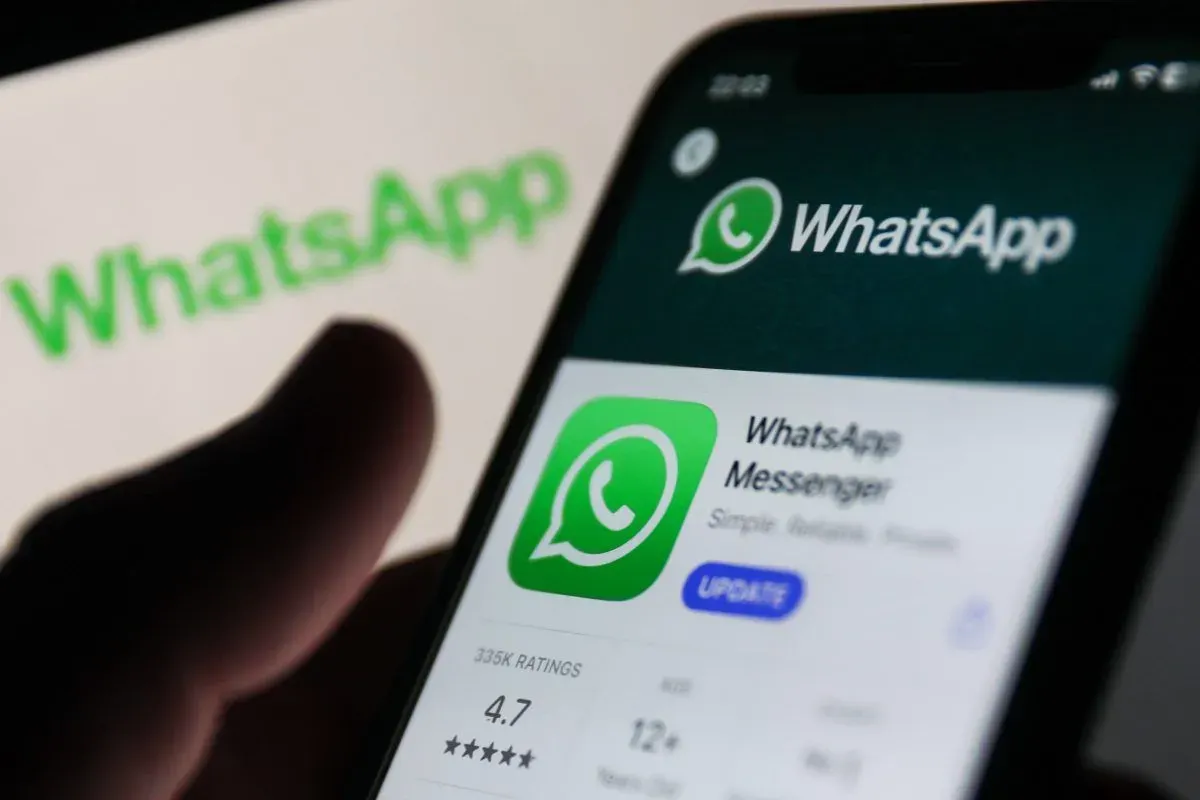 Dampak berbahaya jika WhastApp disadap (Sumber: Pinterest)