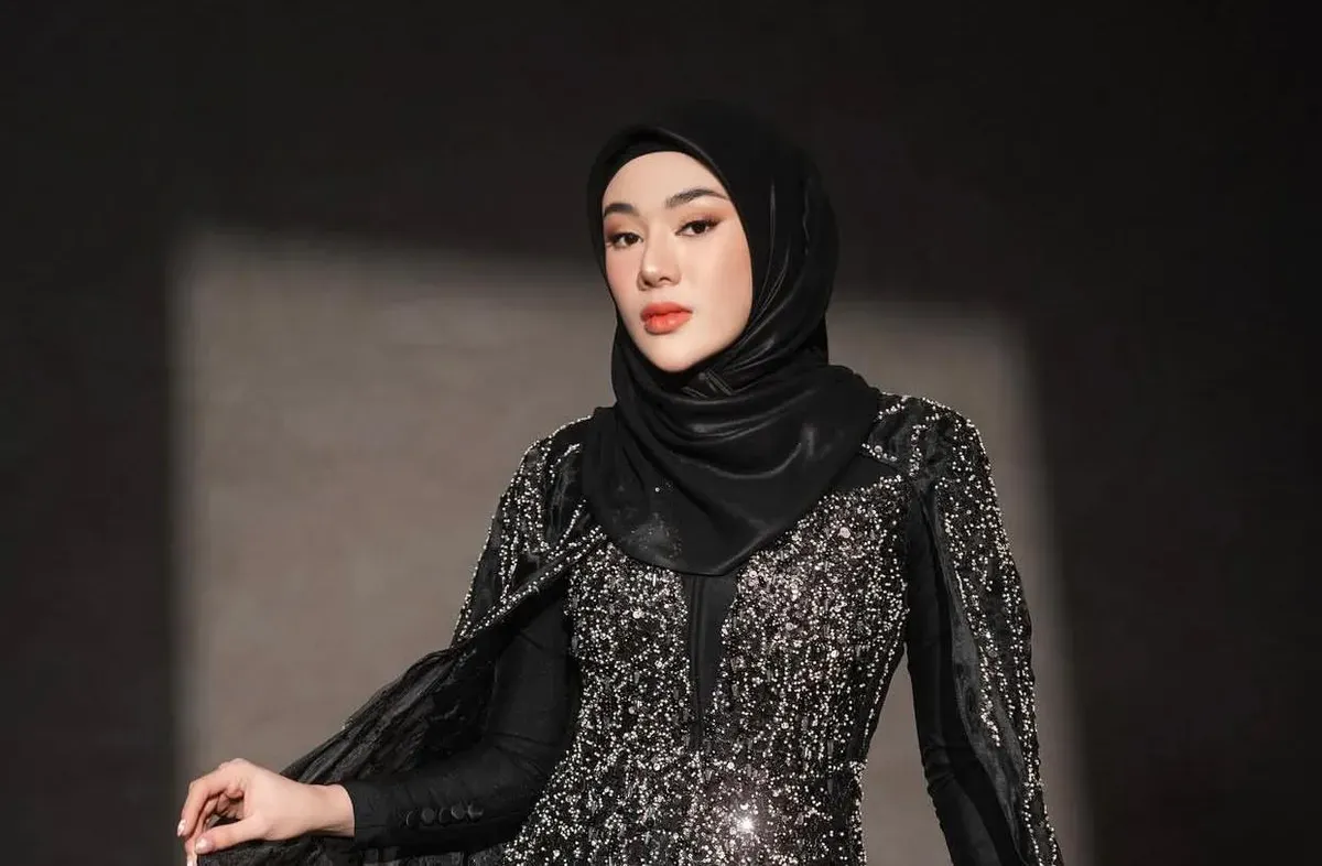 Selebgram Clara Shinta membuat heboh publik setelah mengungkapkan rumah tangganya dengan Muhammad Alexander Assad tengah berada di ambang perpisahan. (Sumber: Instagram/@clarashintareal)