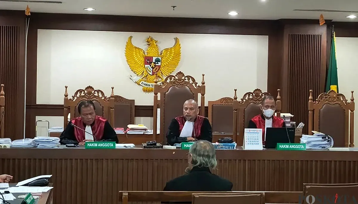 Persidangan gugatan perdata antara PT Citra Marga Nusaphala Persada Tbk (CMNP) melawan Hary Tanoesoedibjo dan MNC Group di PN Jakarta Pusat, Rabu, 22 Oktober 2025. (Sumber: POSKOTA | Foto: Ali Mansur)
