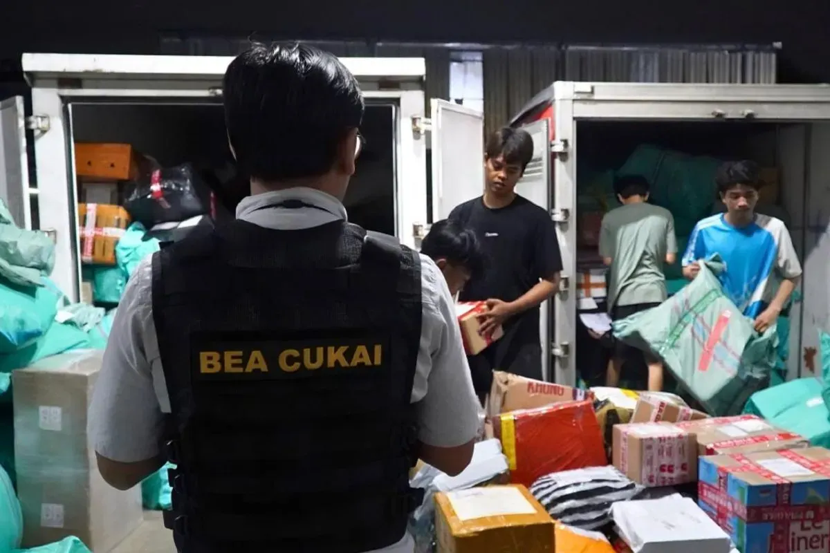 Ilustrasi Bea Cukai. (Sumber: Dok. Ditjen Bea Cukai)