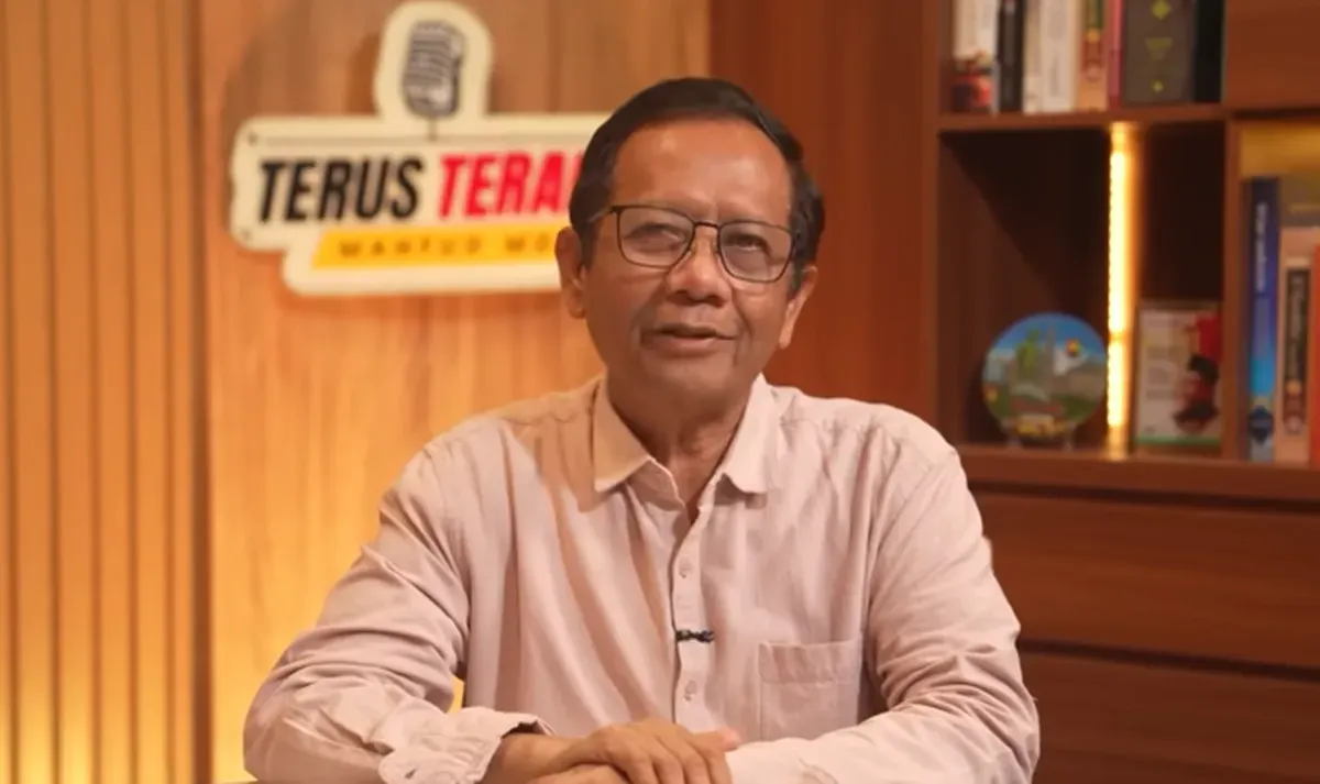 Jokowi Diduga Naikkan Anggaran Whoosh Tiga Kali Lipat, Ignasius Jonan Dicopot dari Jabatan (Sumber: Youtube/@Mahfud MD Official)