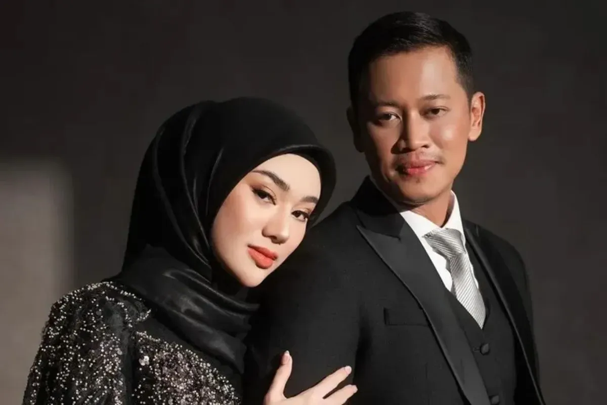 Potret Clara Shinta dan Alexander Assad. (Sumber: Instagram)