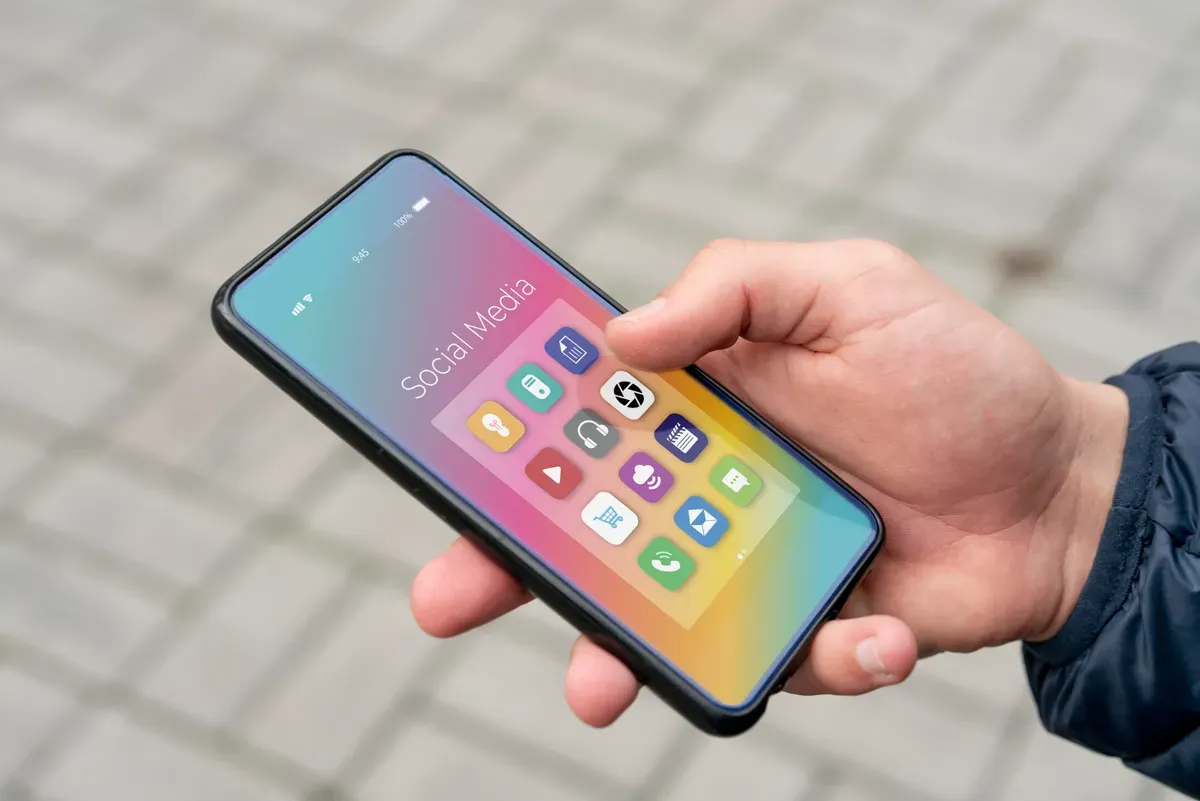 Cara mengatasi HP Android lemot. (Sumber: Freepik)