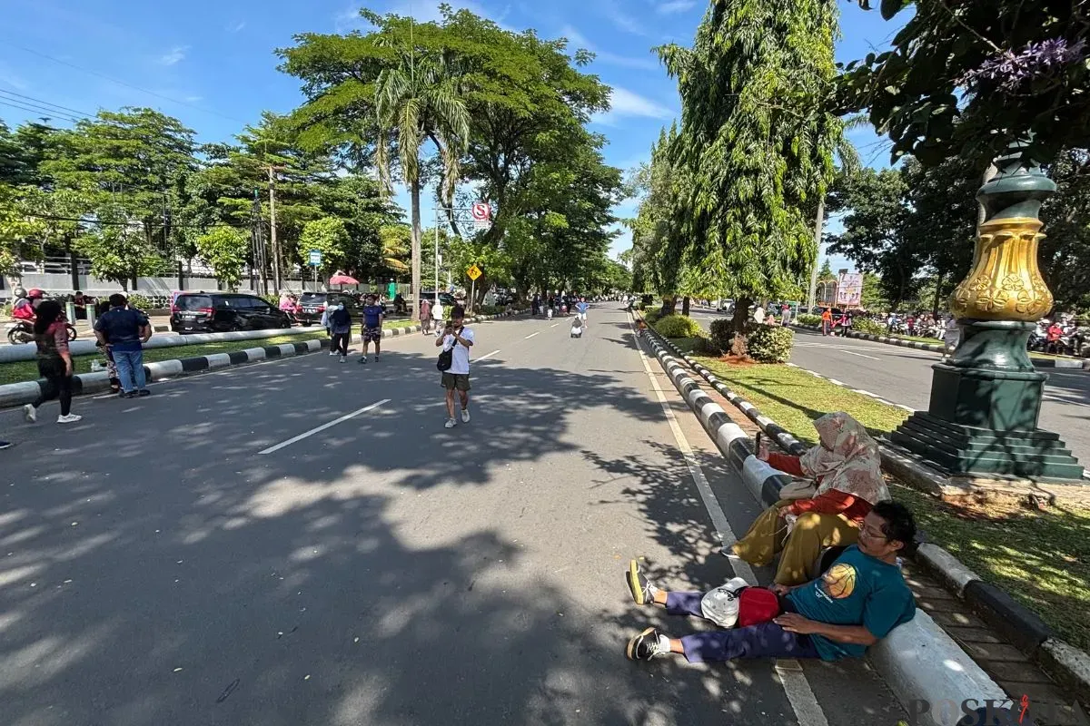 Suasana CFD di Jalan Tegar Beriman, Cibinong, Kabupaten Bogor, Minggu, 26 Oktober 2025. (Sumber: Poskota/Giffar Rivana)