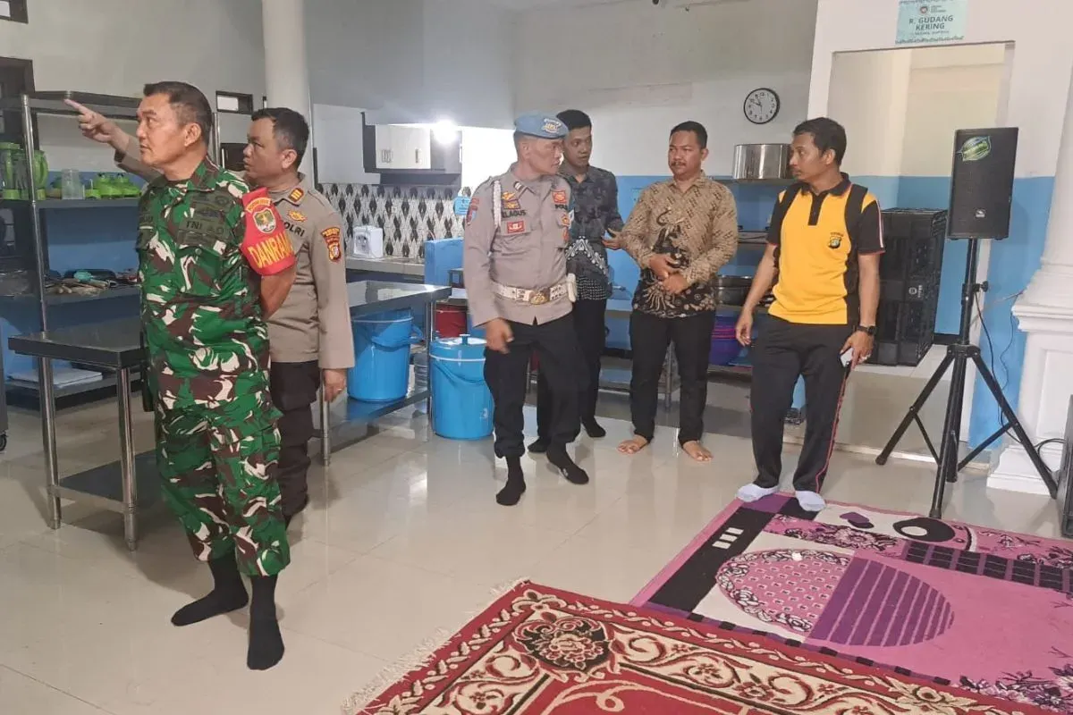 Suasana SPPG Yayasan Taman Kencana Peduli di Kp. Sawah Indah RT 4 RW 9 Desa Bojonggede, Kecamatan Bojonggede, Kabupaten Bogor, Selasa 28 Oktober 2025. (Sumber: Dok. Polsek Bojonggede)