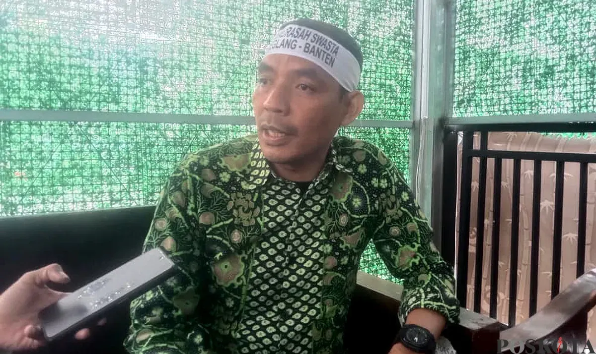 Koordinator aksi demo guru madrasah tingkat nasional, Fahru Rizal. (Sumber: POSKOTA | Foto: Samsul Fatoni)