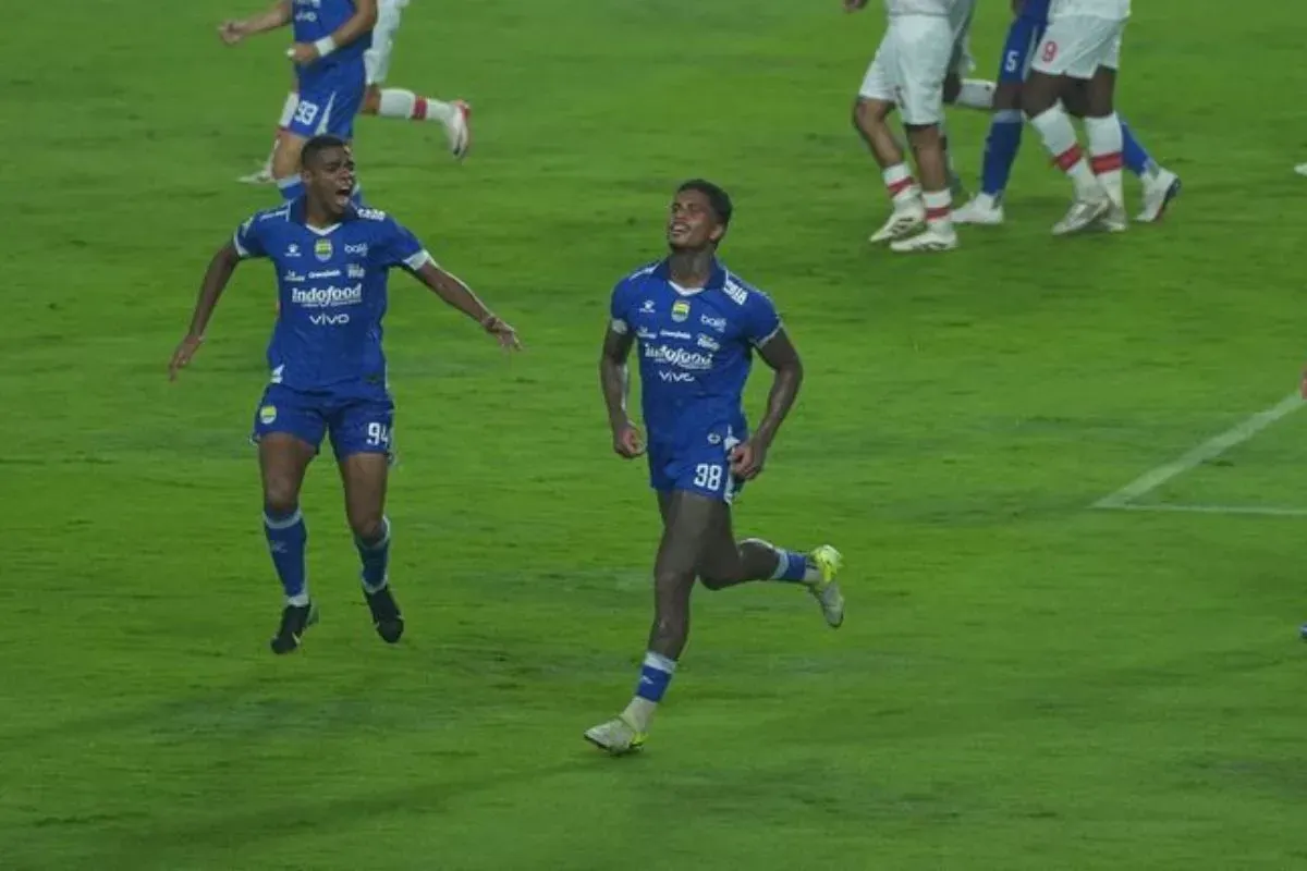 Ramon Tanque termotivasi untuk segera cetak gol untuk Persib Bandung. (Sumber: persib.co.id)