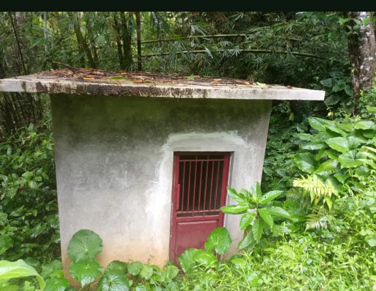 Bangunan sarana Irpom di Desa Padahayu, Kecamatan Cikedal, Pandeglang mangkrak. (Sumber: Istimewa)