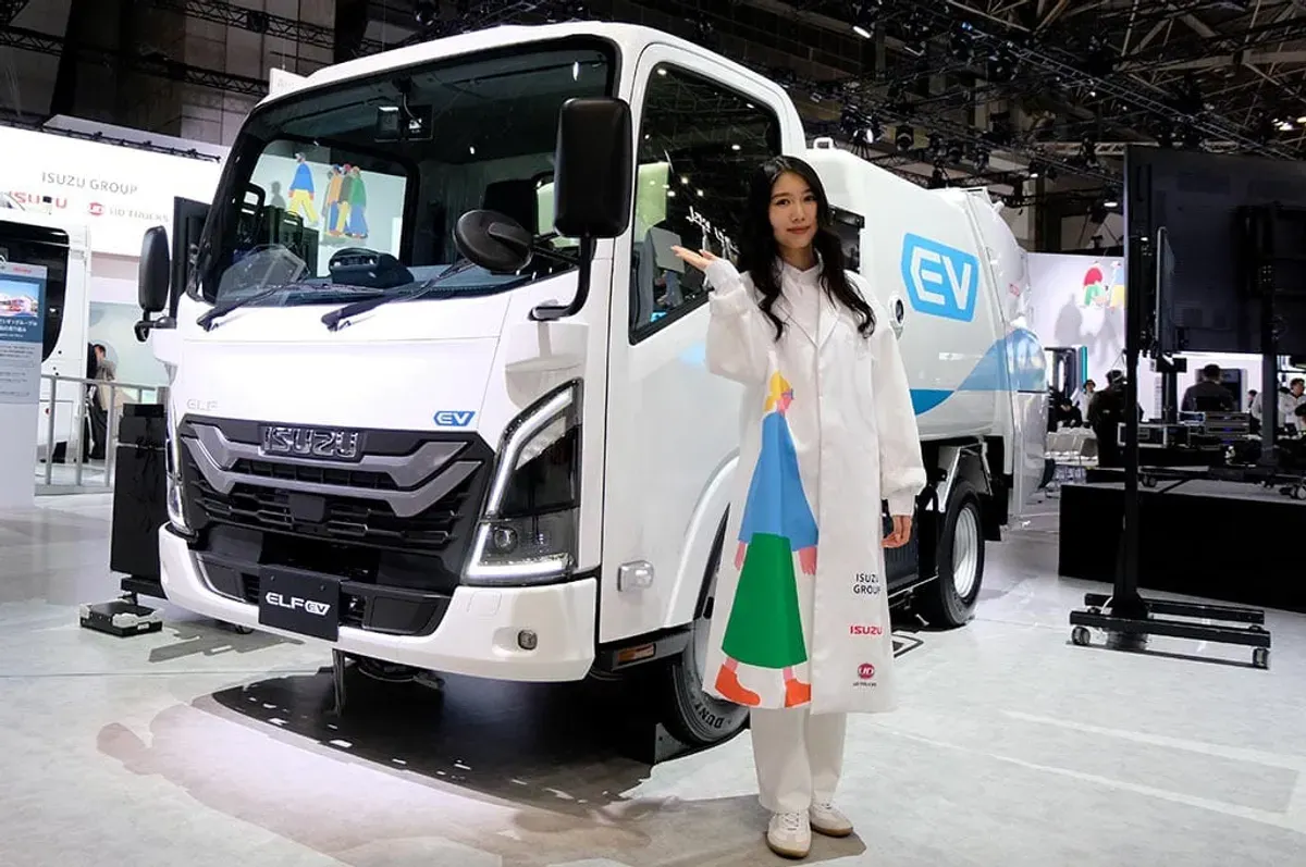 Isuzu memamerkan berbagai kendaraan konsep dan teknologi baru di Japan Mobility Show 2025. (Sumber: Dok Isuzu)