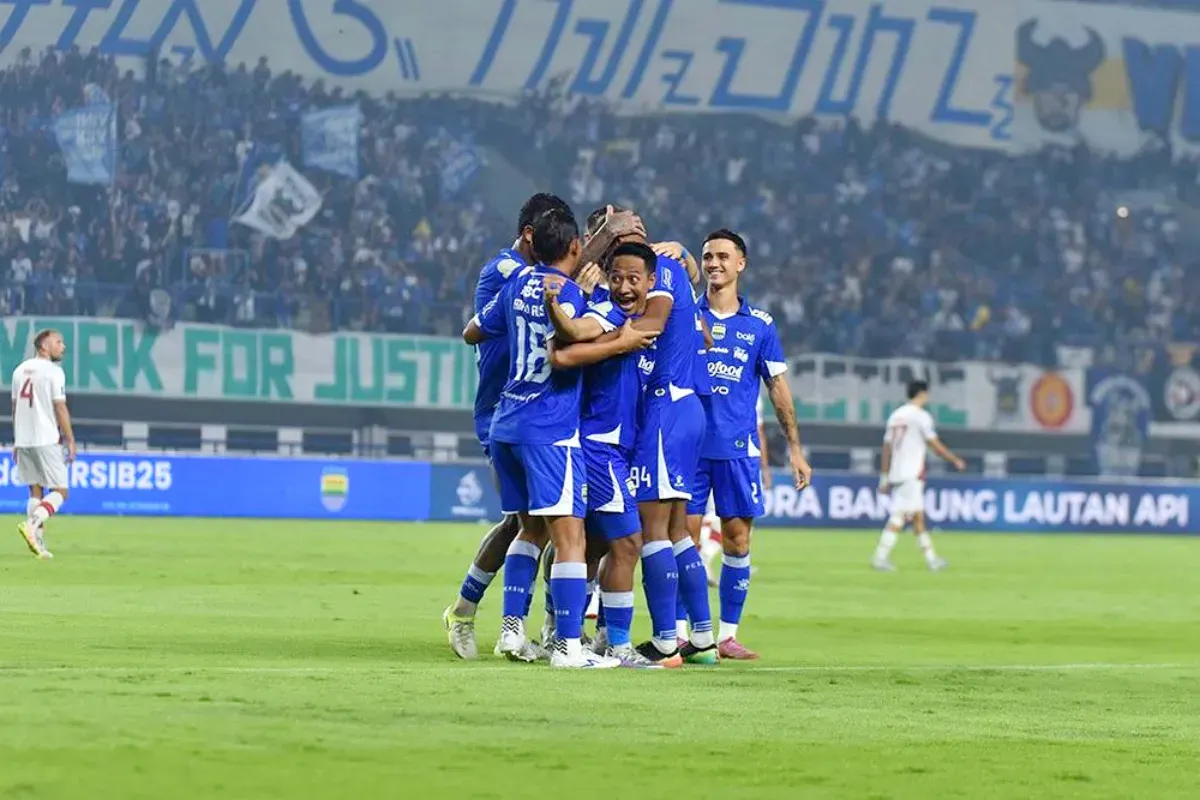 Potret pemain Persib Bandung saat merayakan gol. (Sumber: Persib)