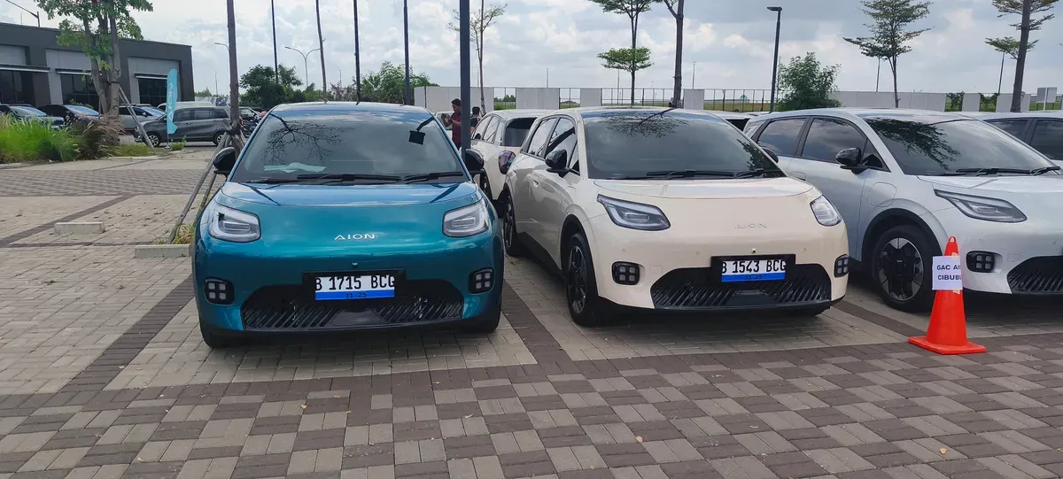 GAC Aion Indonesia menargetkan produksi lebih dari 2.000 unit Aion UT hingga akhir 2025. (Sumber: Poskota/Erwan Hartawan)