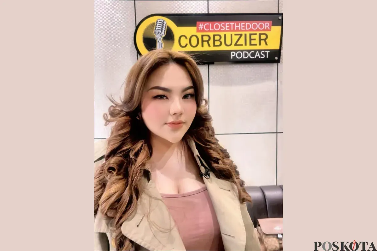 Aksi Lisa Mariana yang Ikut Demo, Hampir Kena Gas Air Mata hingga Borong Bakpao Seharga 2 Juta (Sumber: Instagram/lisamarianaaa)