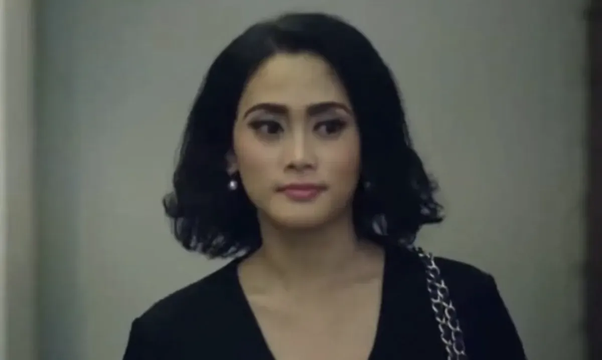 Dina Albens, pengusaha Albens Cider dan pendiri Ambah Batik, yang kini namanya ramai diperbincangkan warganet. (Sumber: Instagram)