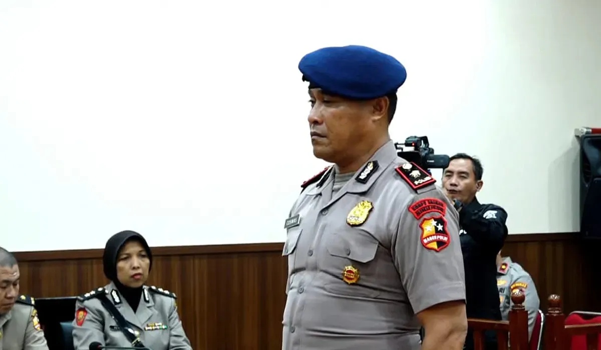 Danyon Resimen 4 Korps Brimob Polri, Kompol Cosmas K Gae, dipecat dari kepolisian, buntut tragedi rantis lindas driver ojol, Affan Kurniawan. (Sumber: Dok Mabes Polri)