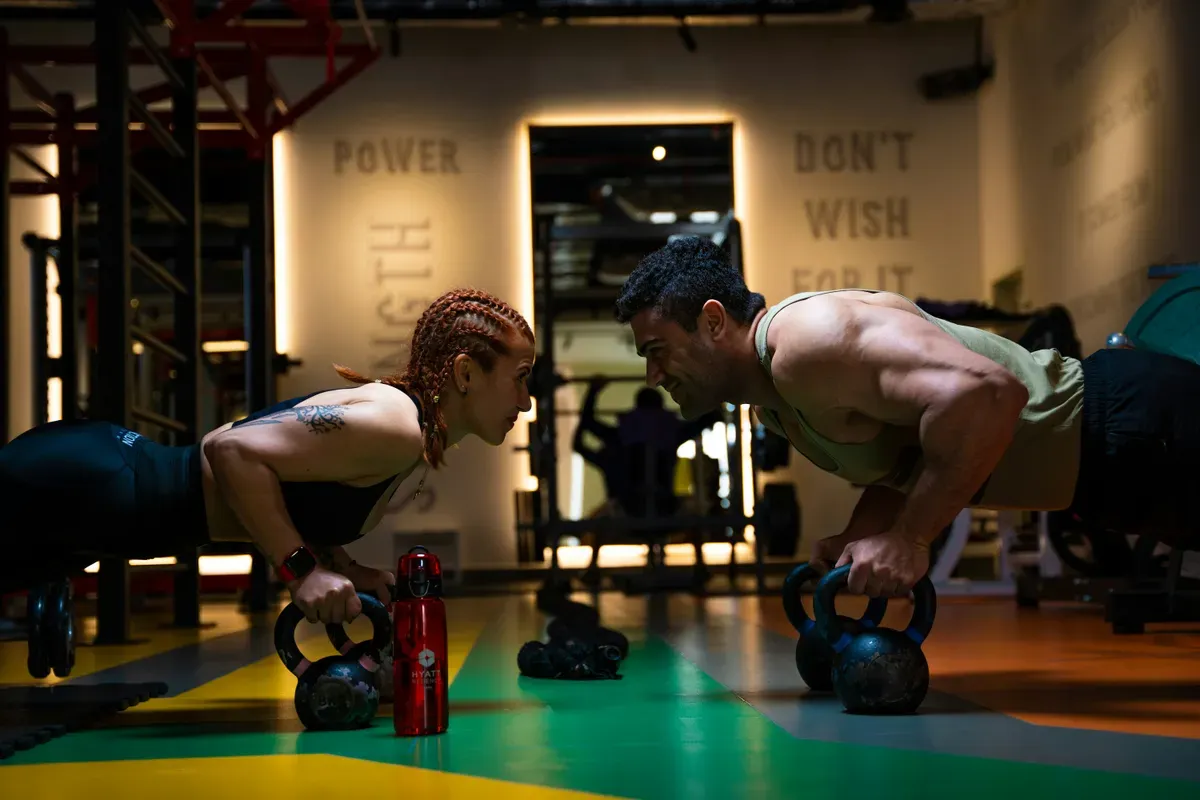 Rekomendasi 3 Channel YouTube untuk Work Out di Rumah (Sumber: Unsplash/ Akram Huseyn)