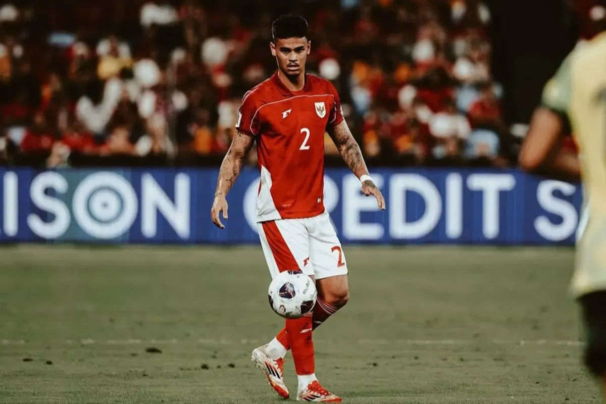 Mees Hilgers batal membela Timnas Indonesia di FIFA Matchday 2025. (Sumber: Instagram/@meeshilgerss)