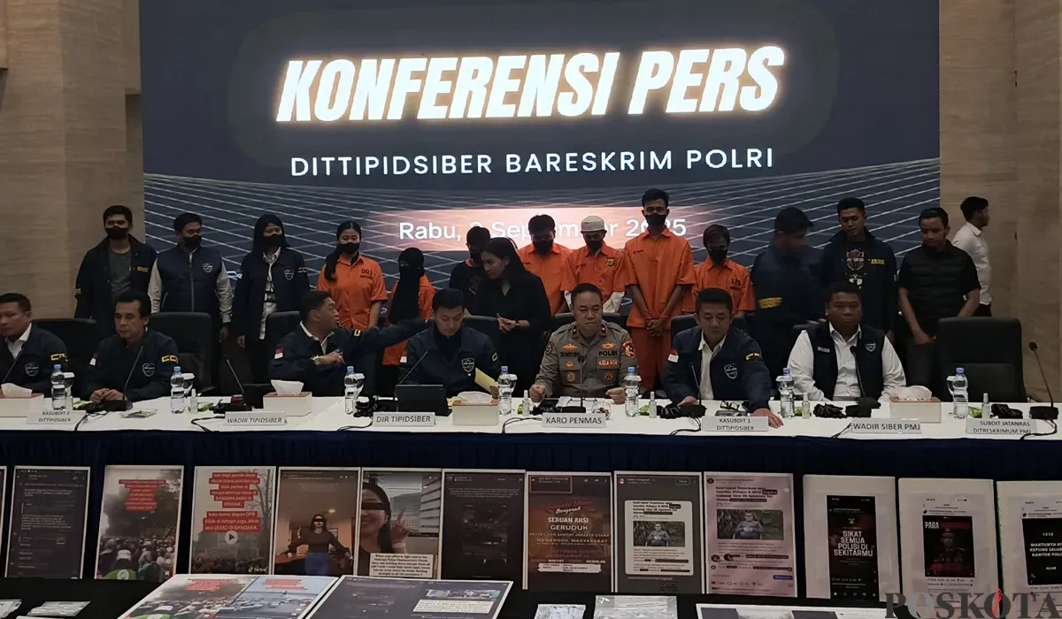 Konferensi pers Dittipidsiber Bareskrim Polri terkait penetapan tersangka terduga penyebaran ajakan provokatif untuk berbuat anarkis. (Sumber: POSKOTA | Foto: Ali Mansur)